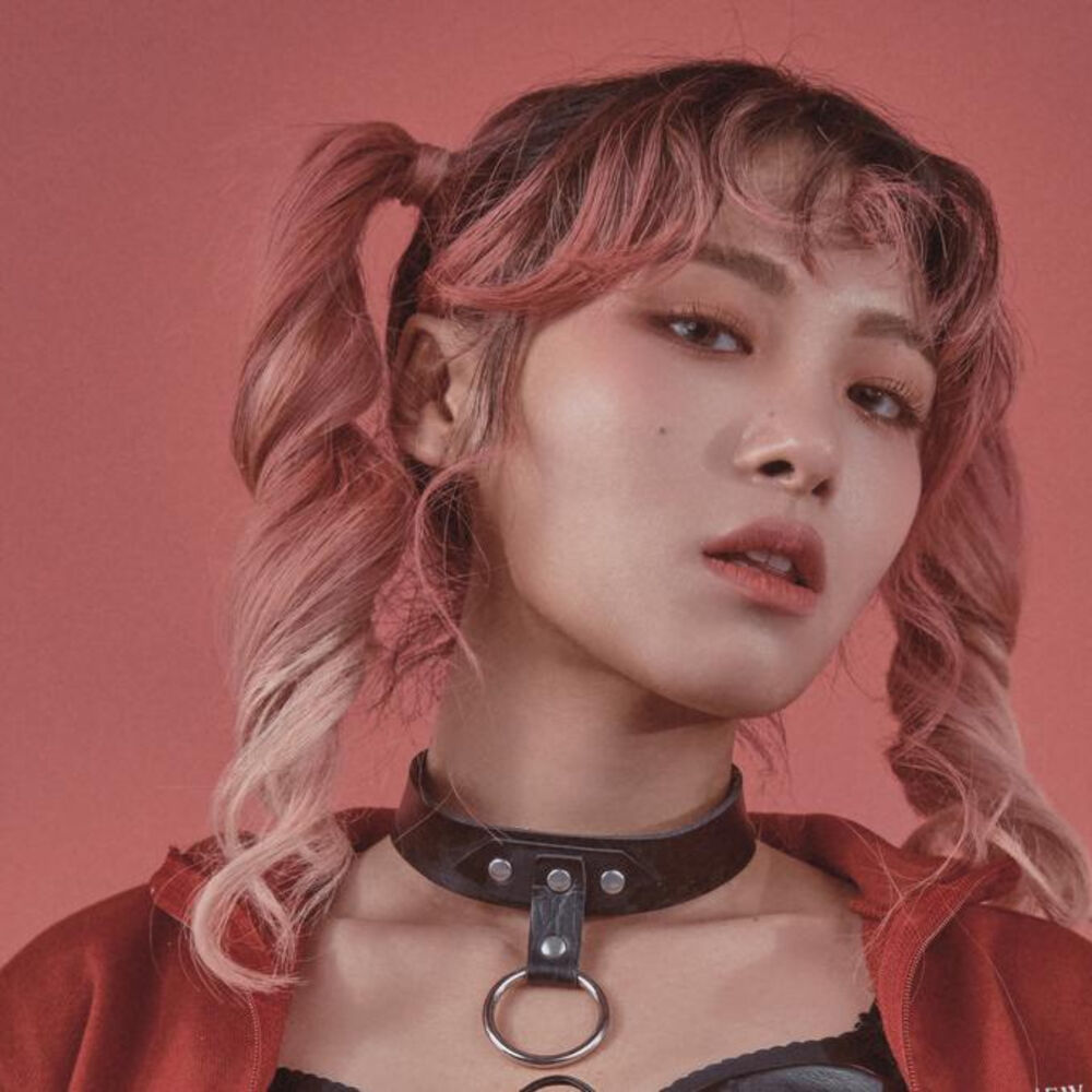 Picture of Jvcki Wai