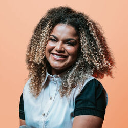 Picture of Joyce Queiroz
