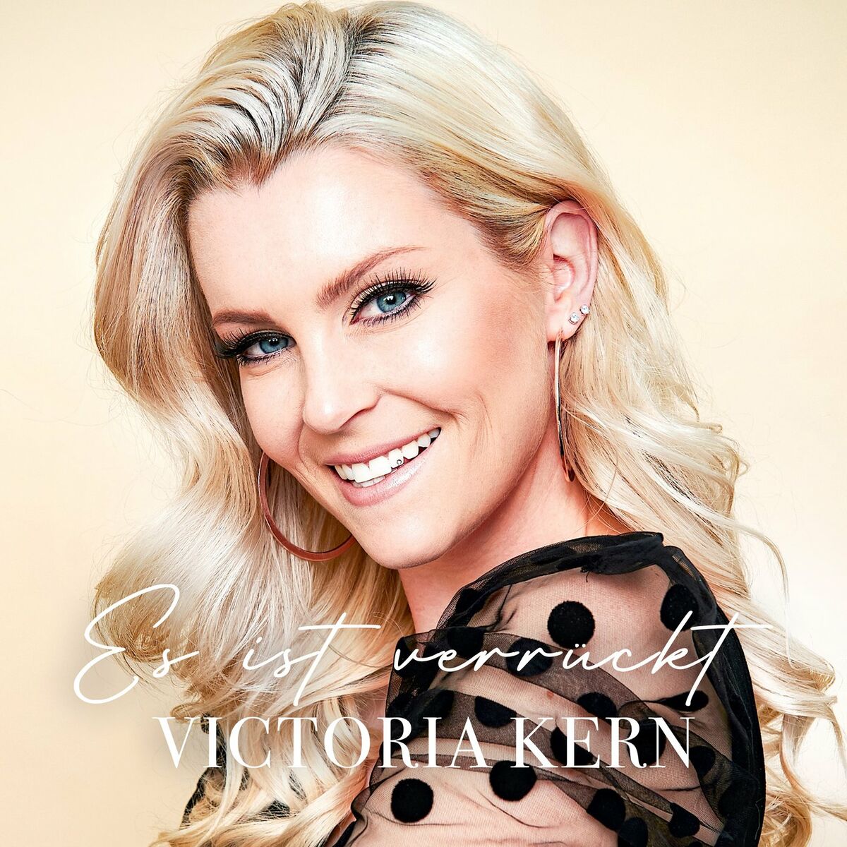 Artist picture of Victoria Kern