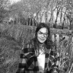 Picture of Julii Sharp