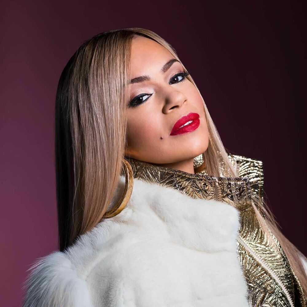 Picture of Faith Evans