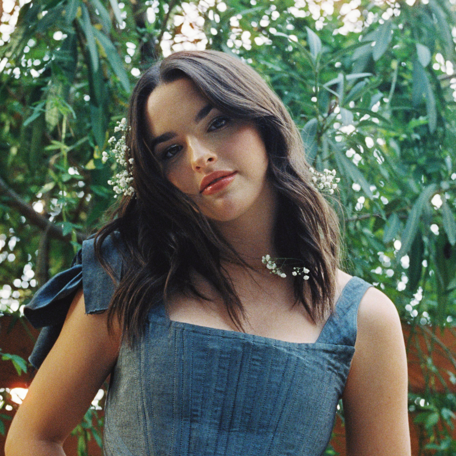 Artist picture of Jenna Raine