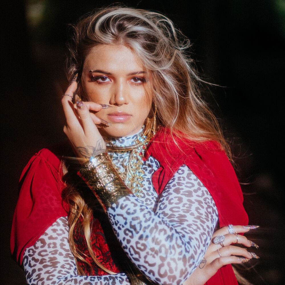Picture of Elana Dara