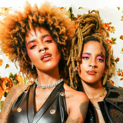 Picture of Coco & Breezy