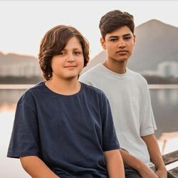 Picture of Kaleb e Josh