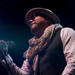 Picture of Howard Hewett