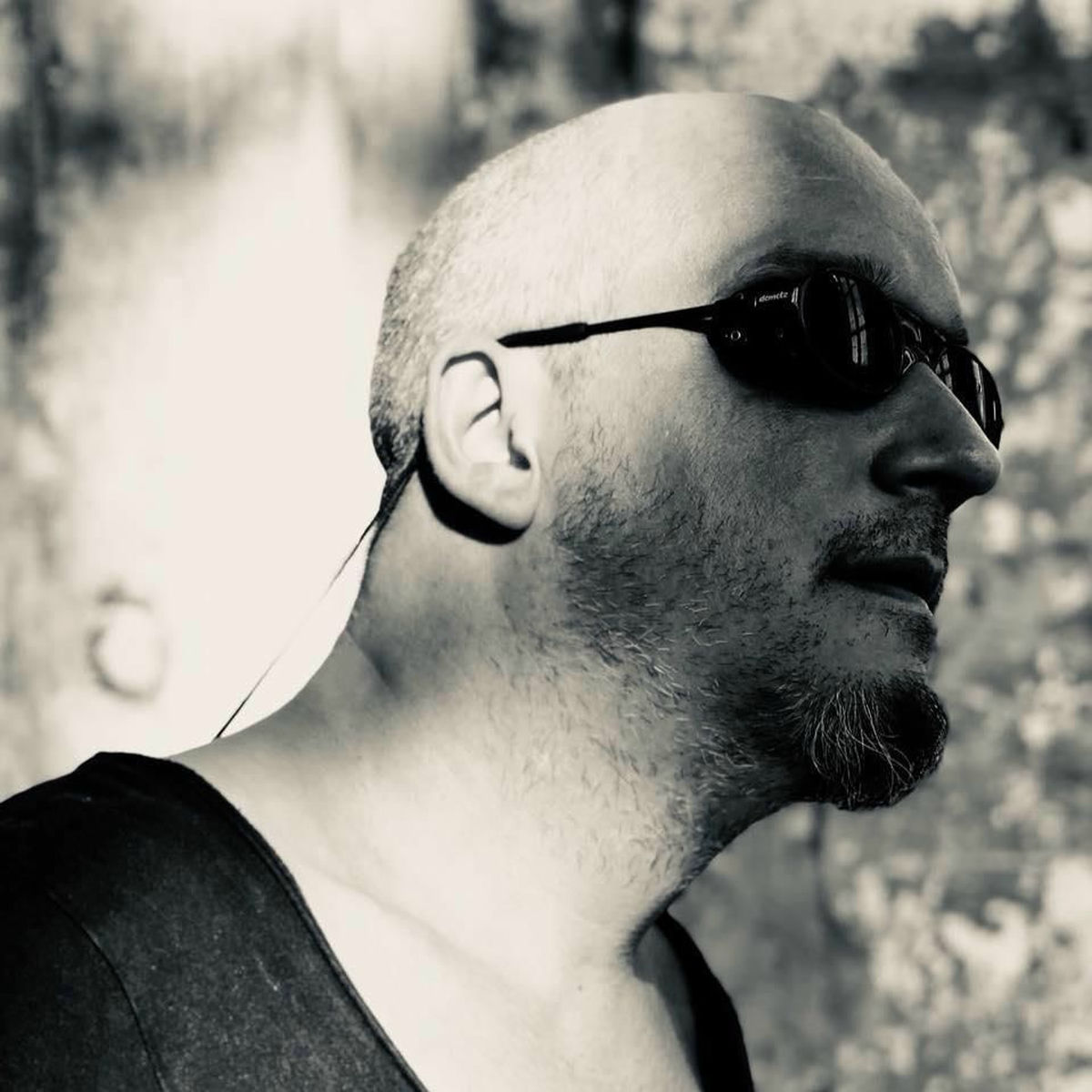 Artist picture of Aes Dana