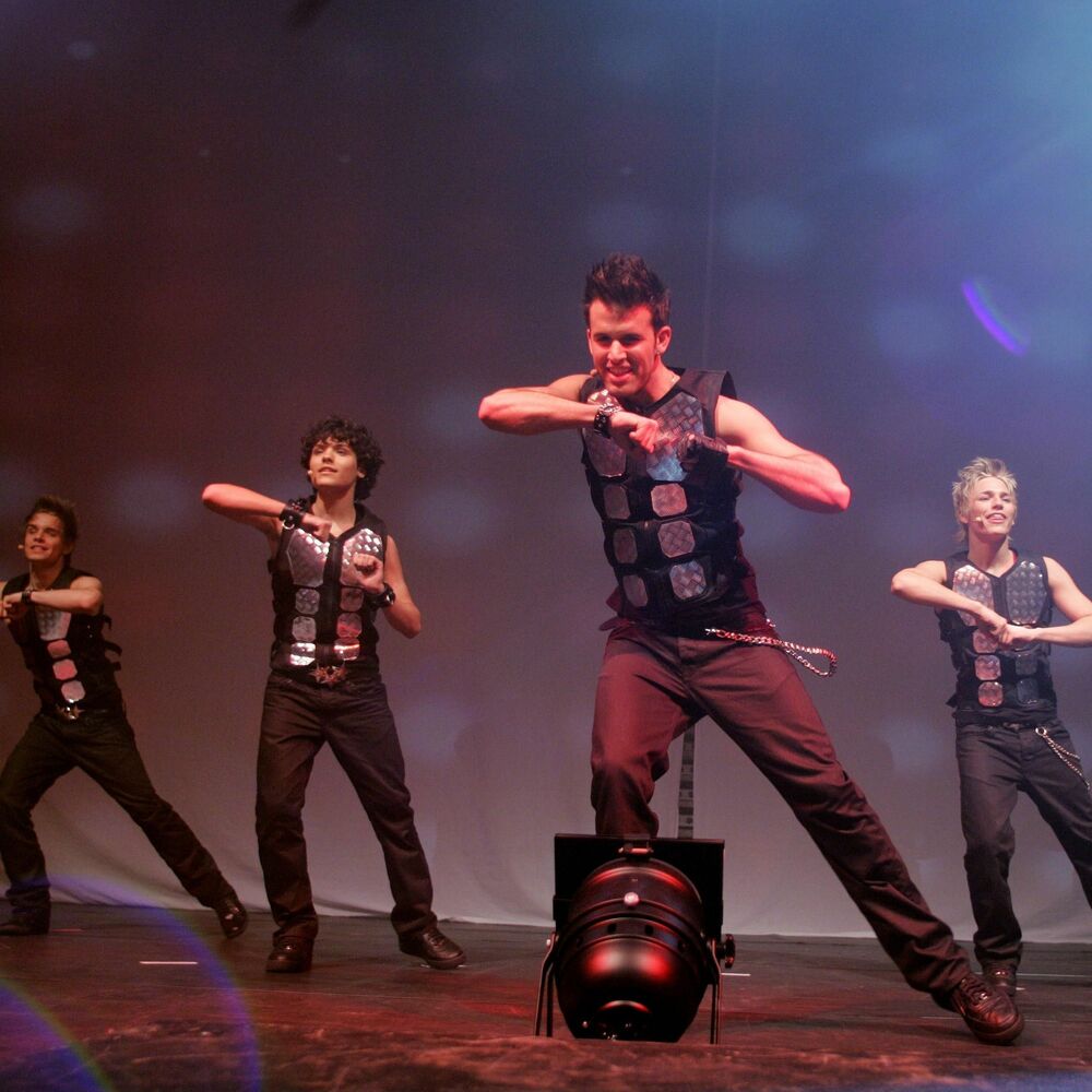 Picture of Us5