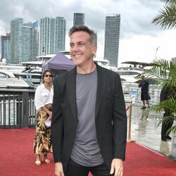 Picture of Carlos Ponce
