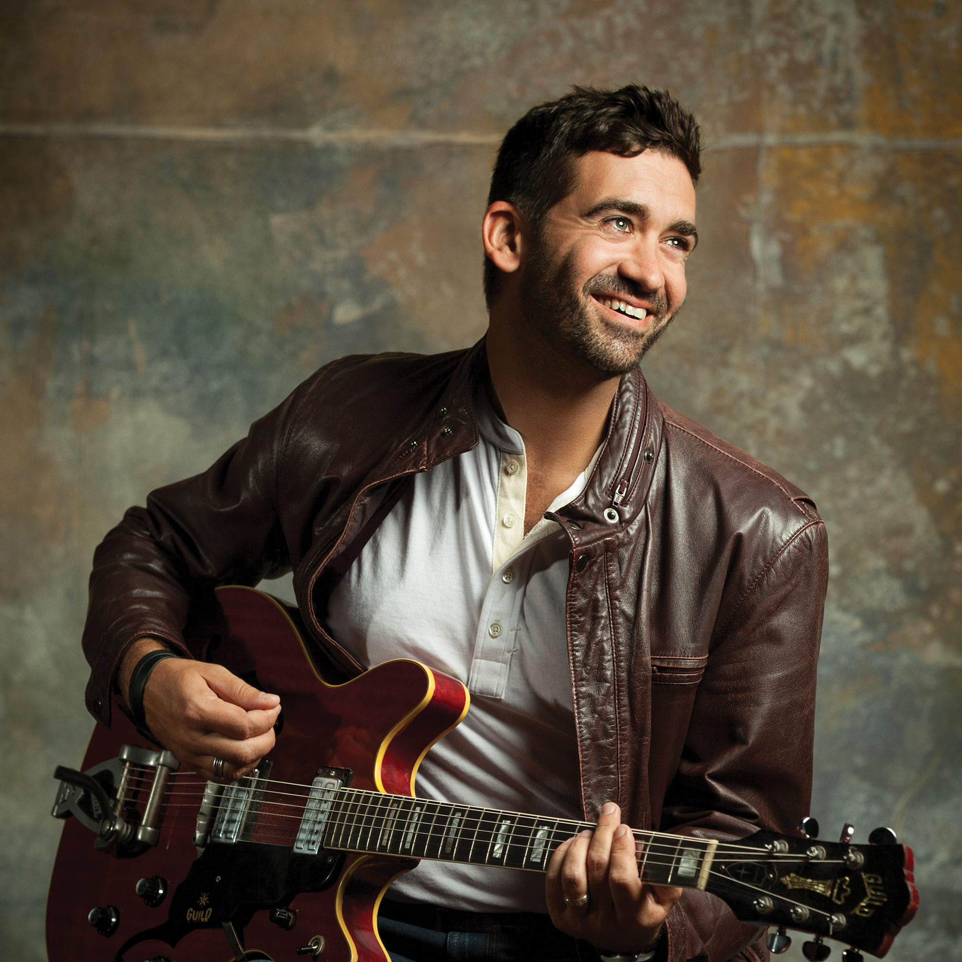 Artist picture of Aaron Shust