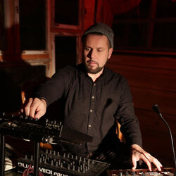 Picture of Mollono.Bass