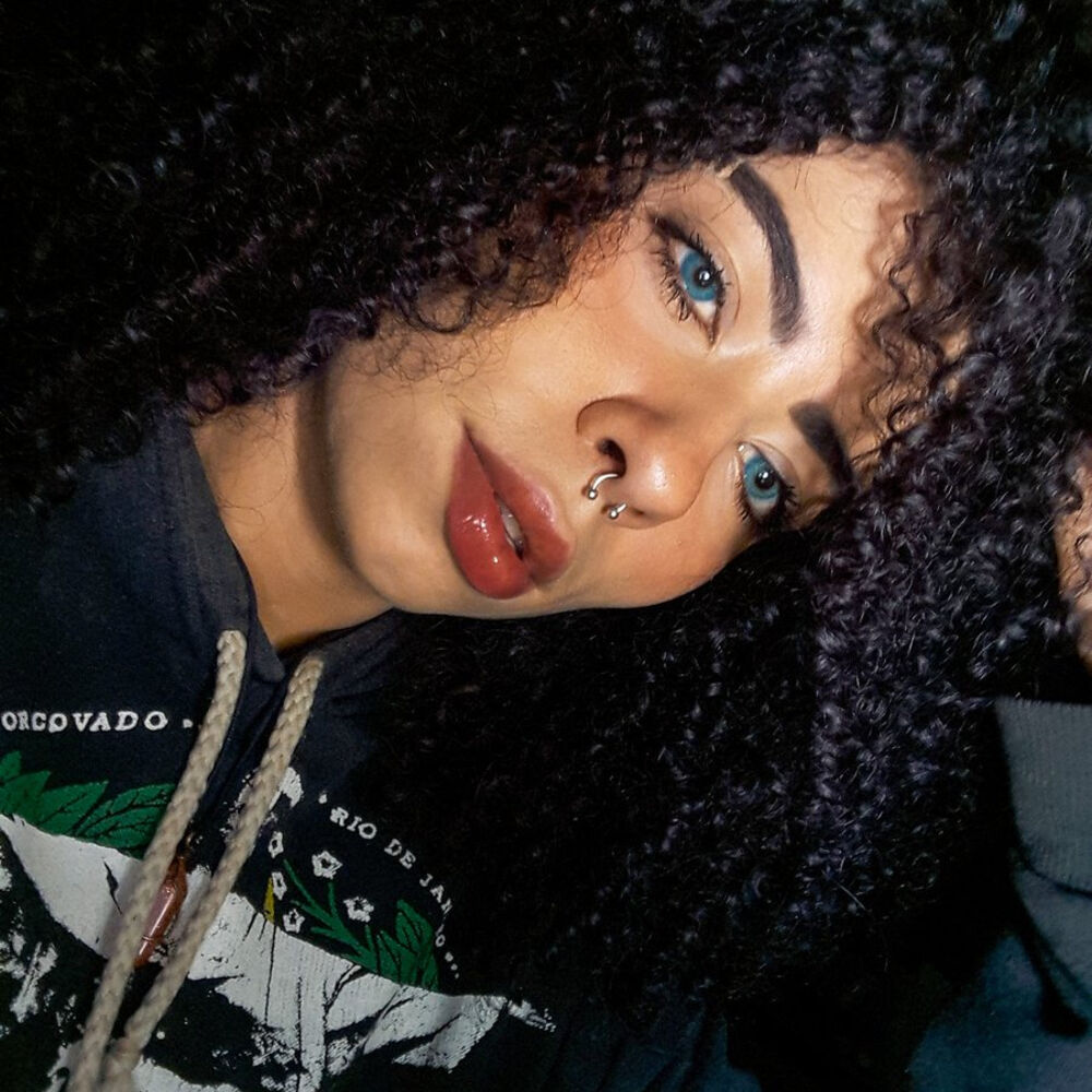 Picture of MC Bruna Alves