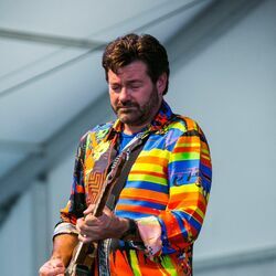 Picture of Tab Benoit
