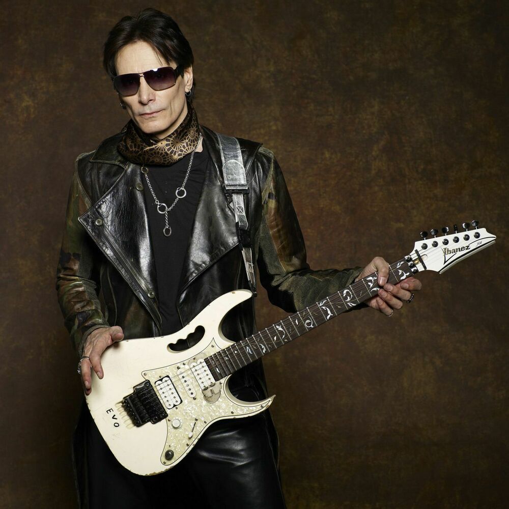 Picture of Steve Vai