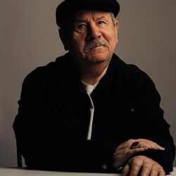 Picture of Bülent Ortaçgil