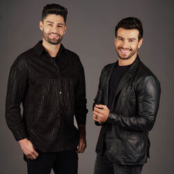 Picture of Munhoz & Mariano