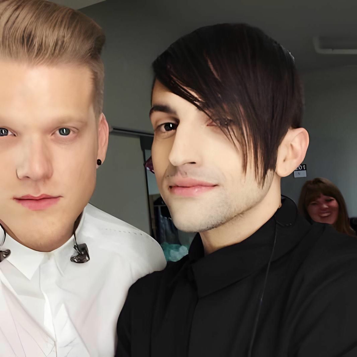 Artist picture of Superfruit