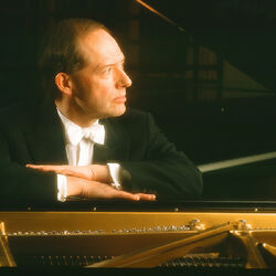 Picture of Paul Crossley
