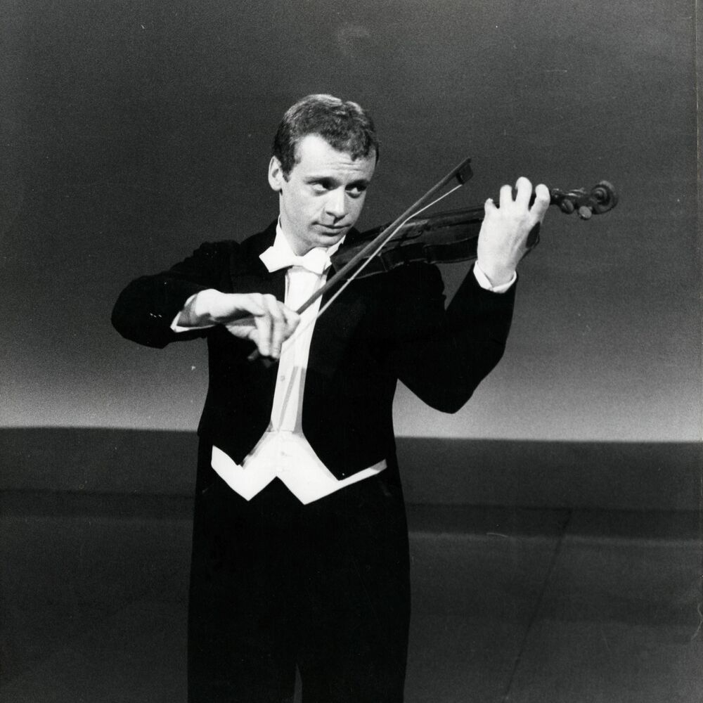Picture of Johnny Dorelli