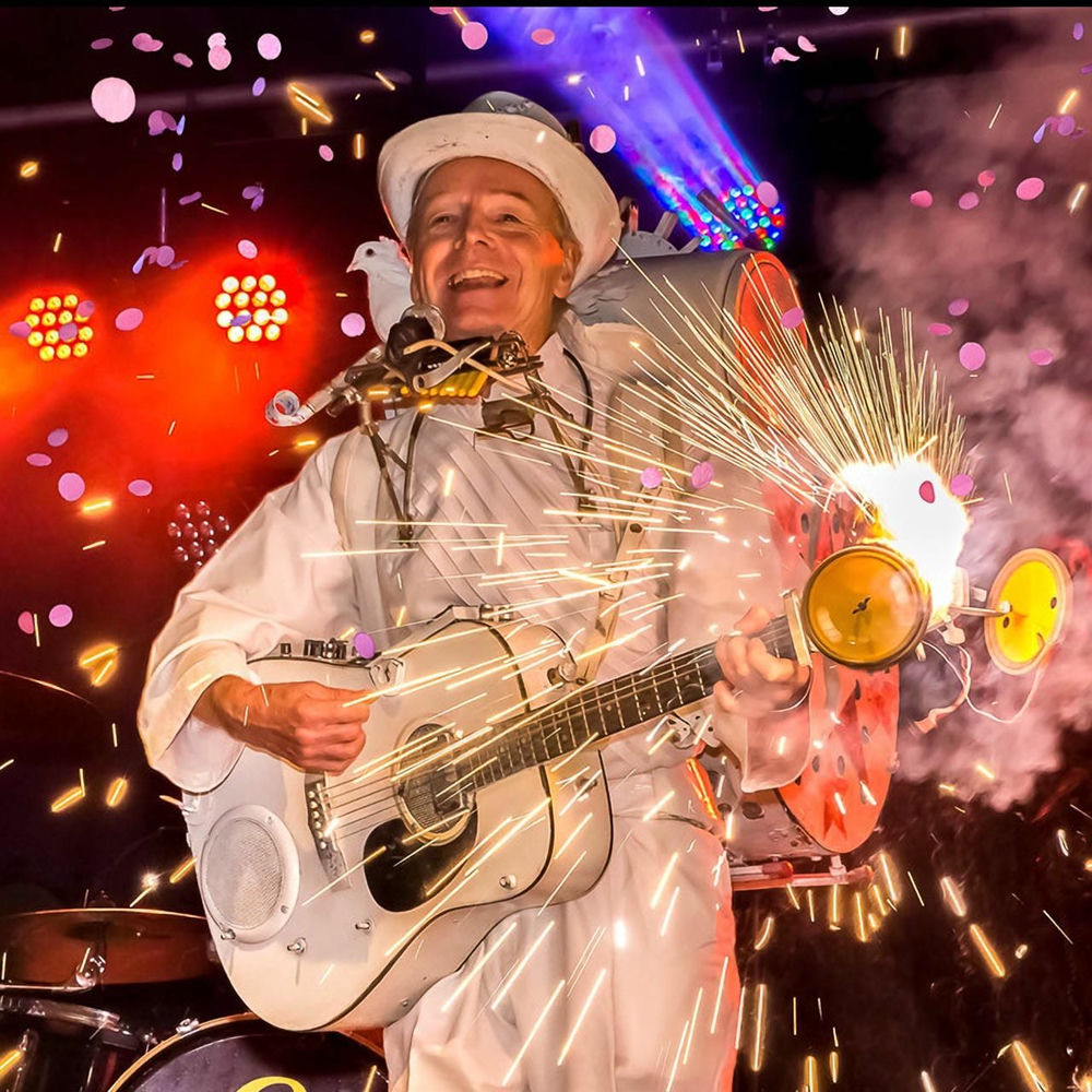 Photo de l'artiste Rémy Bricka