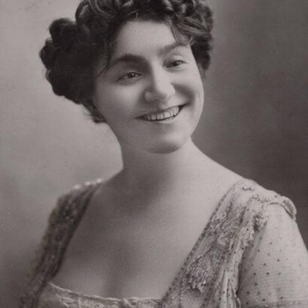 Picture of Yvette Guilbert