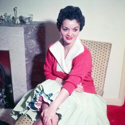 Picture of Lita Roza