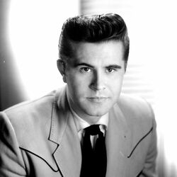 Picture of Warren Smith