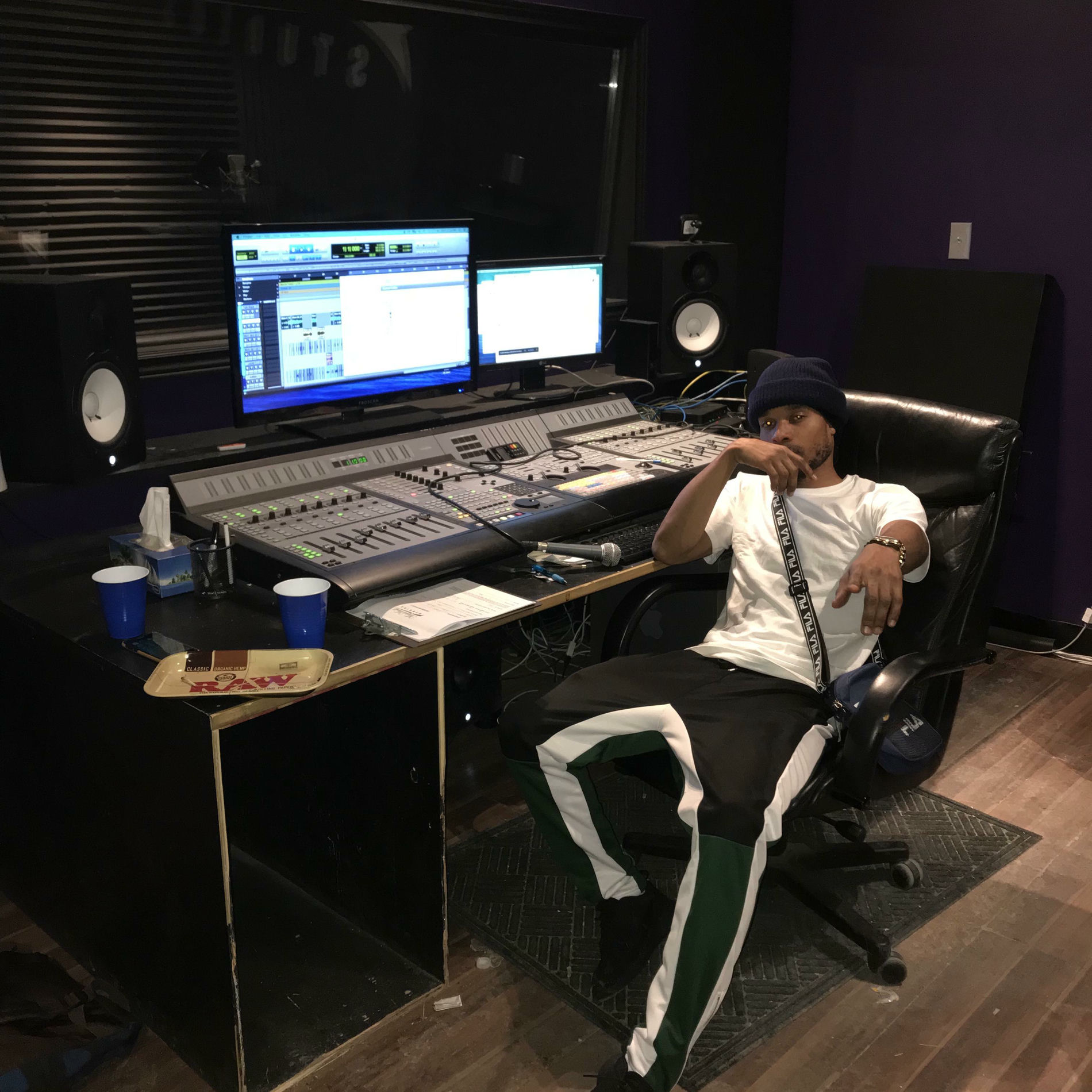 Young Smitty: albums, songs, concerts | Deezer