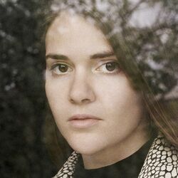 Picture of Tess Roby