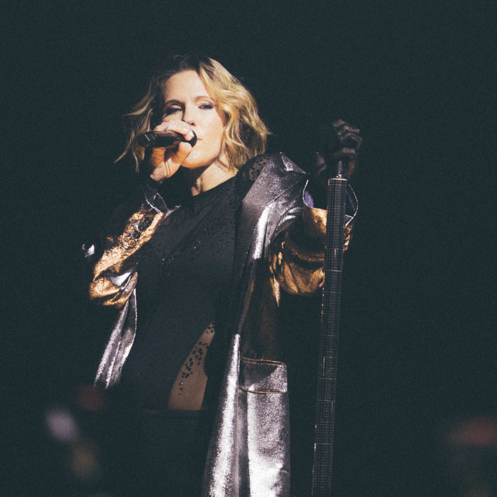 Artist picture of Lorie