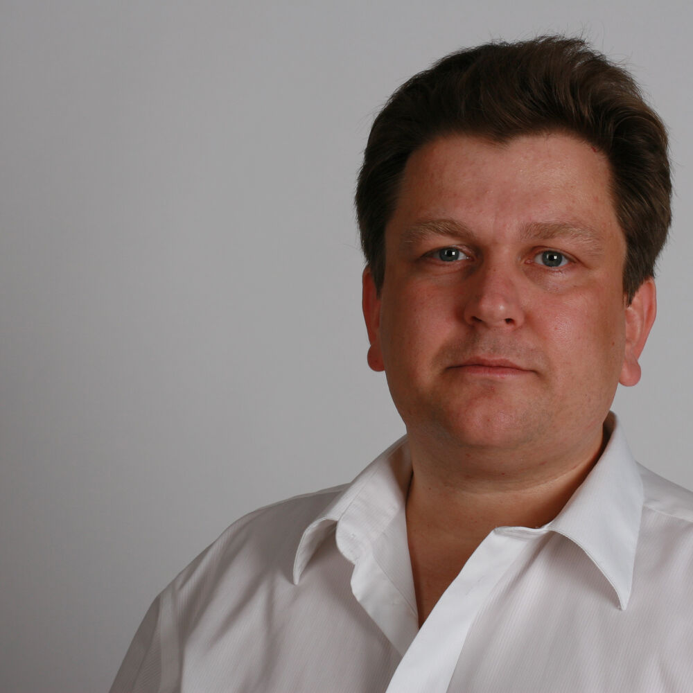 Picture of Alexander Schmalcz