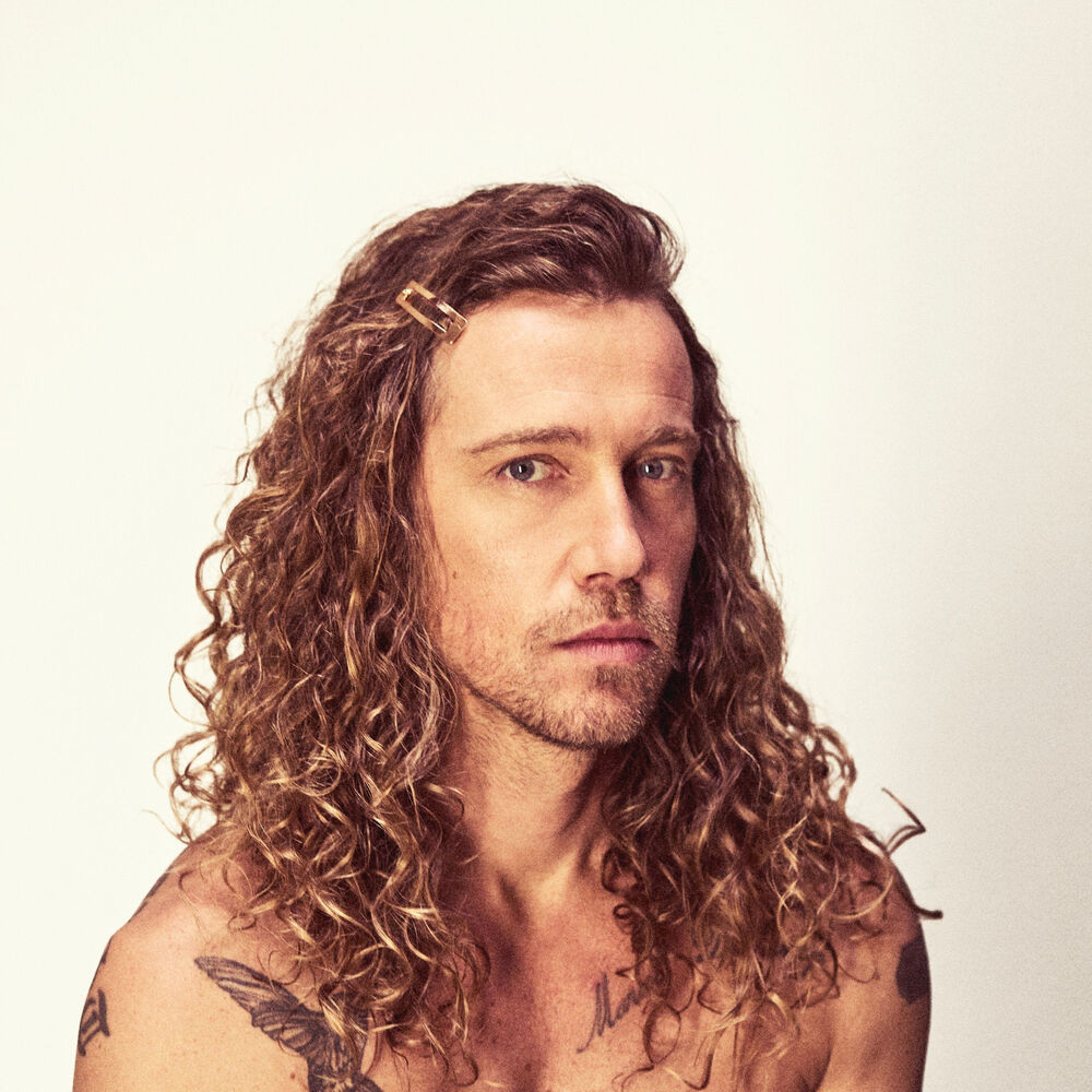 Picture of Julien Doré
