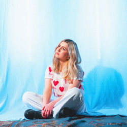 Picture of Katie Gregson-MacLeod