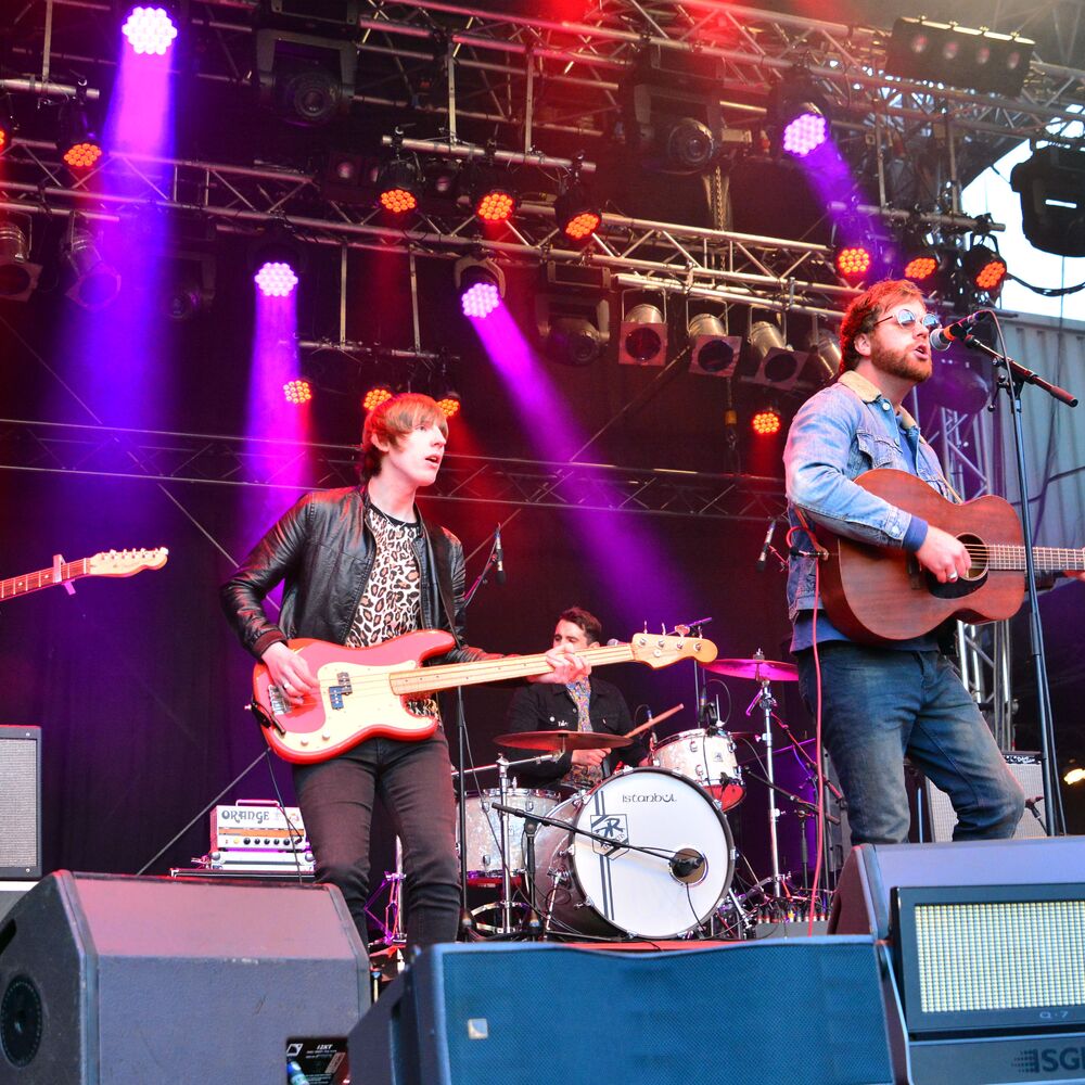 Picture of Young Rebel Set