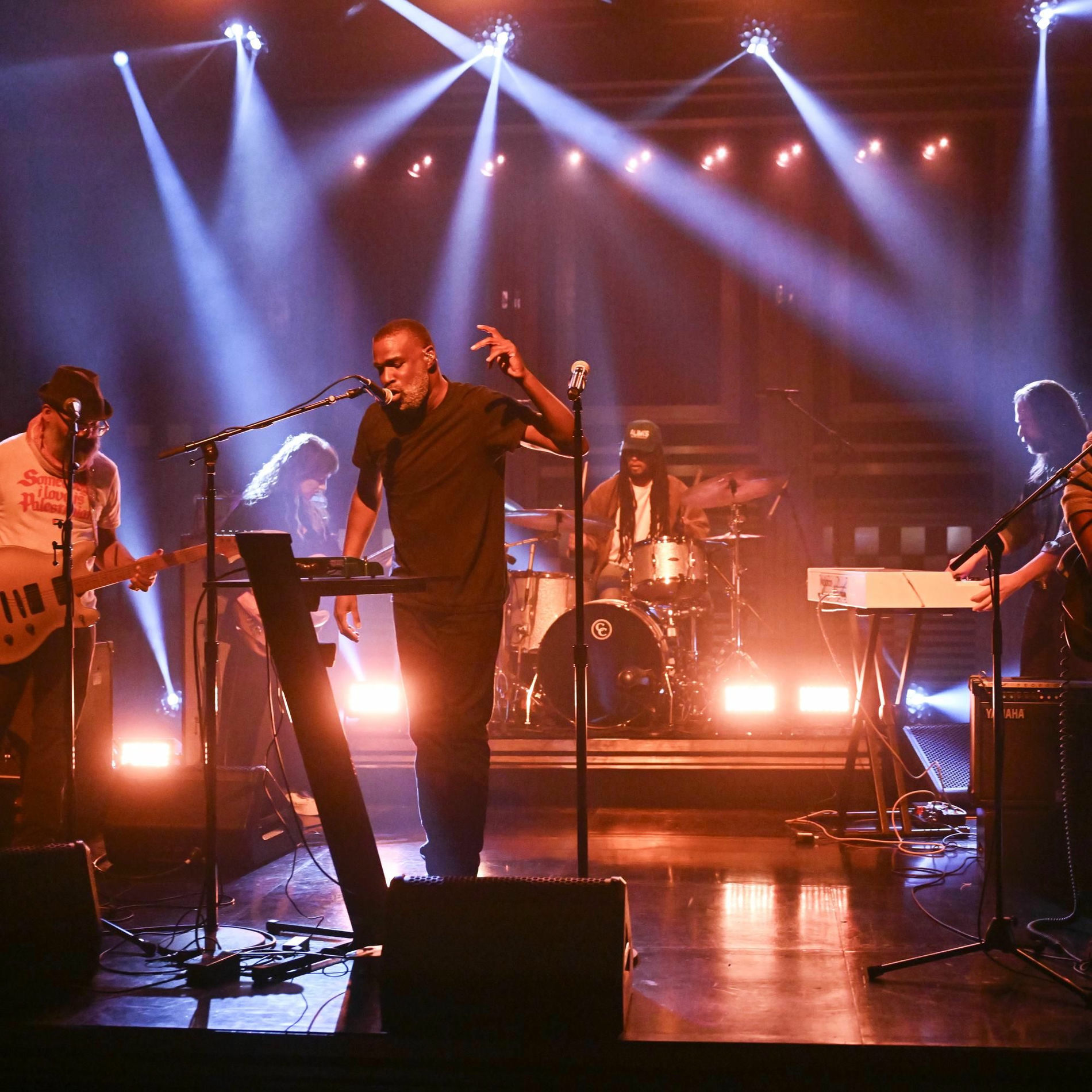 Artist picture of TV On The Radio