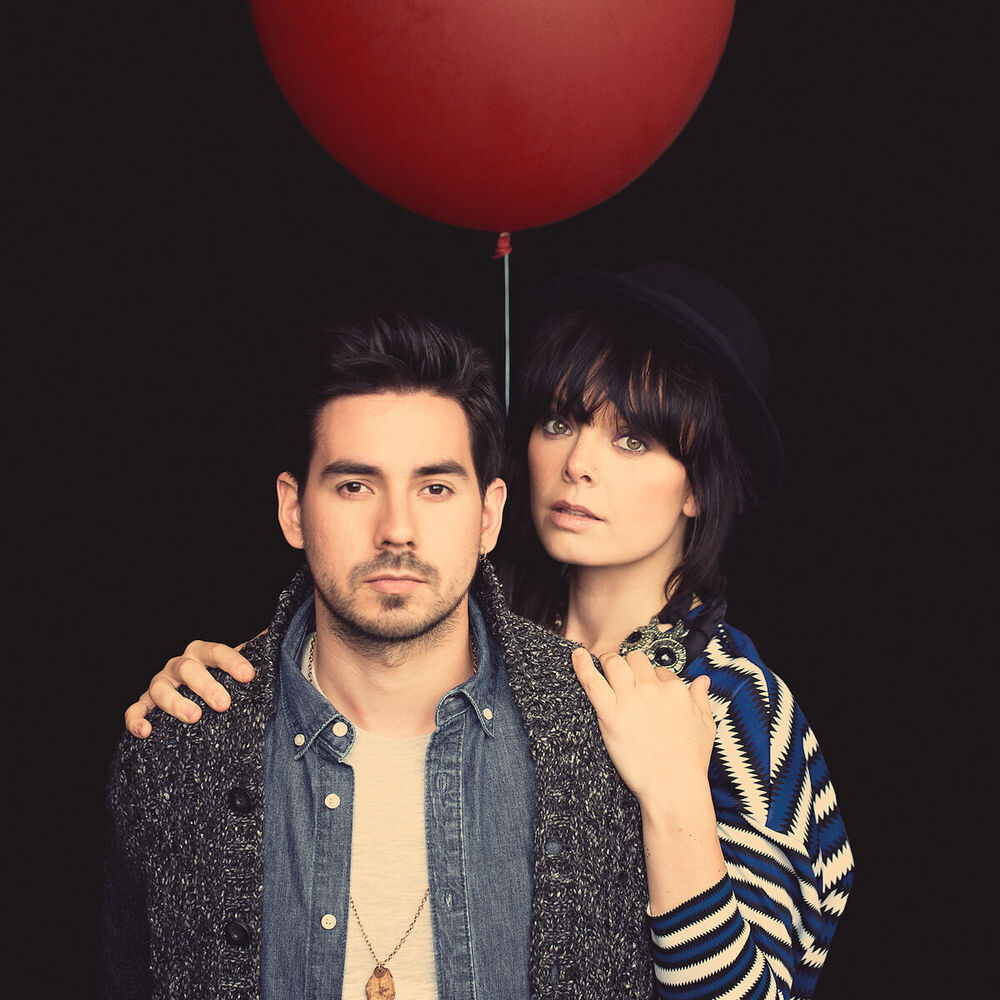 Picture of Eva + Manu