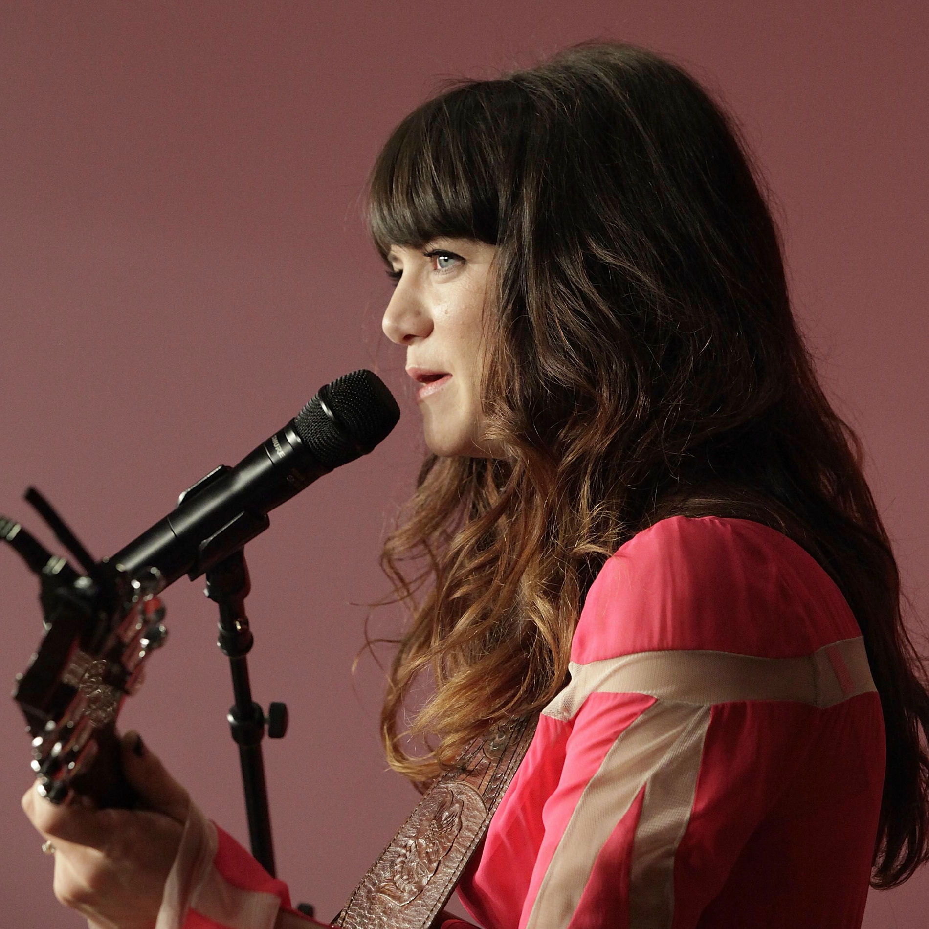 Artist picture of Nikki Lane