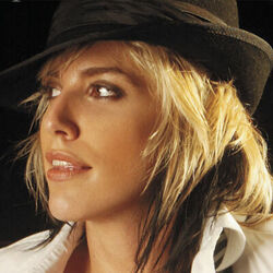 Picture of Danni Carlos