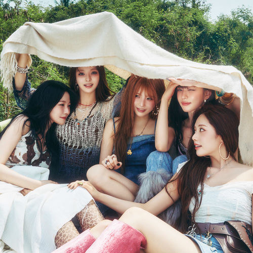 【J&Y SYSTEM公式アカウント】fromis_9 アルバム2点まとめ J&Y SYSTEM公式アカウント様専用】fromis_9 アルバム2点まとめ CD