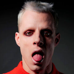 Picture of Boss Doms