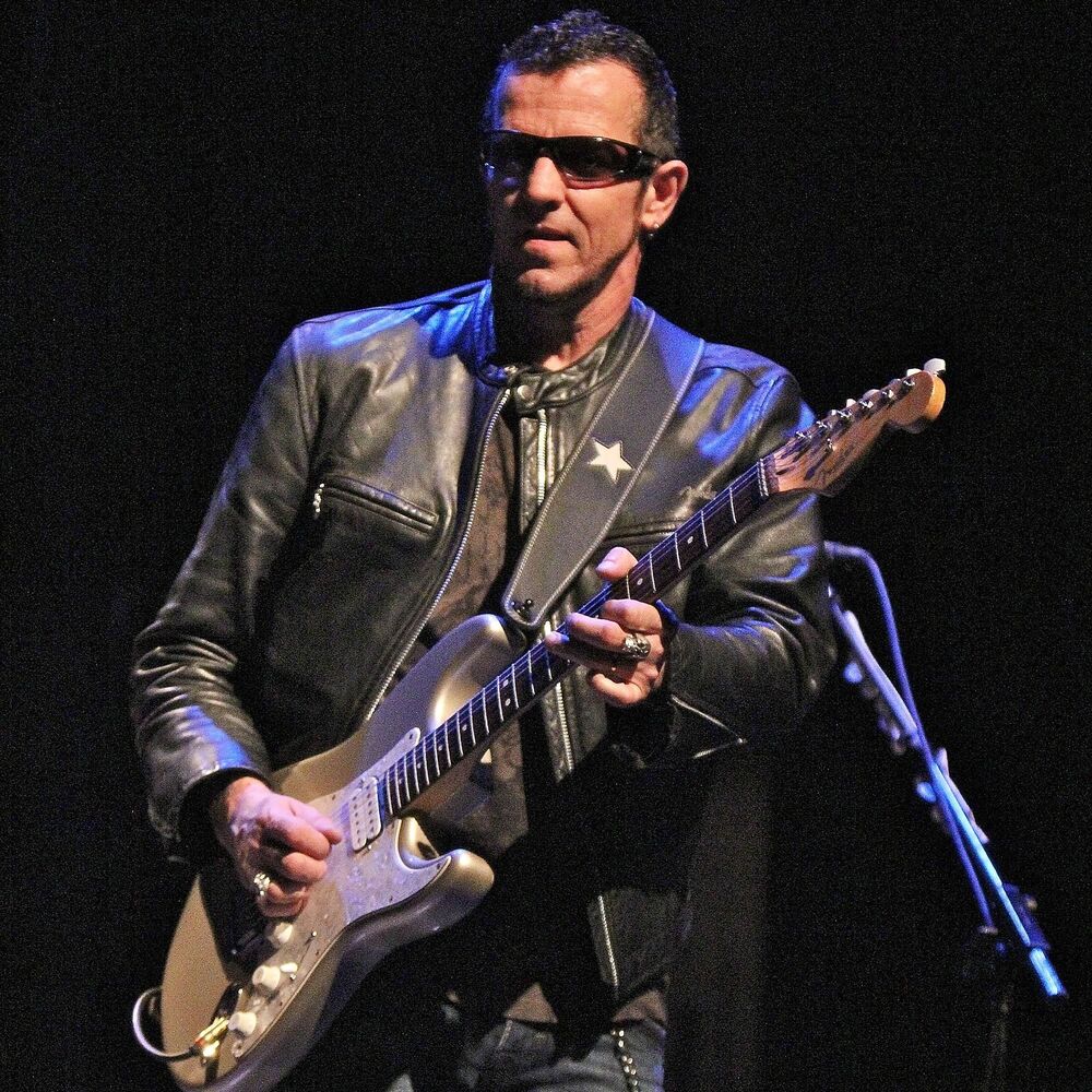 Picture of Gary Hoey