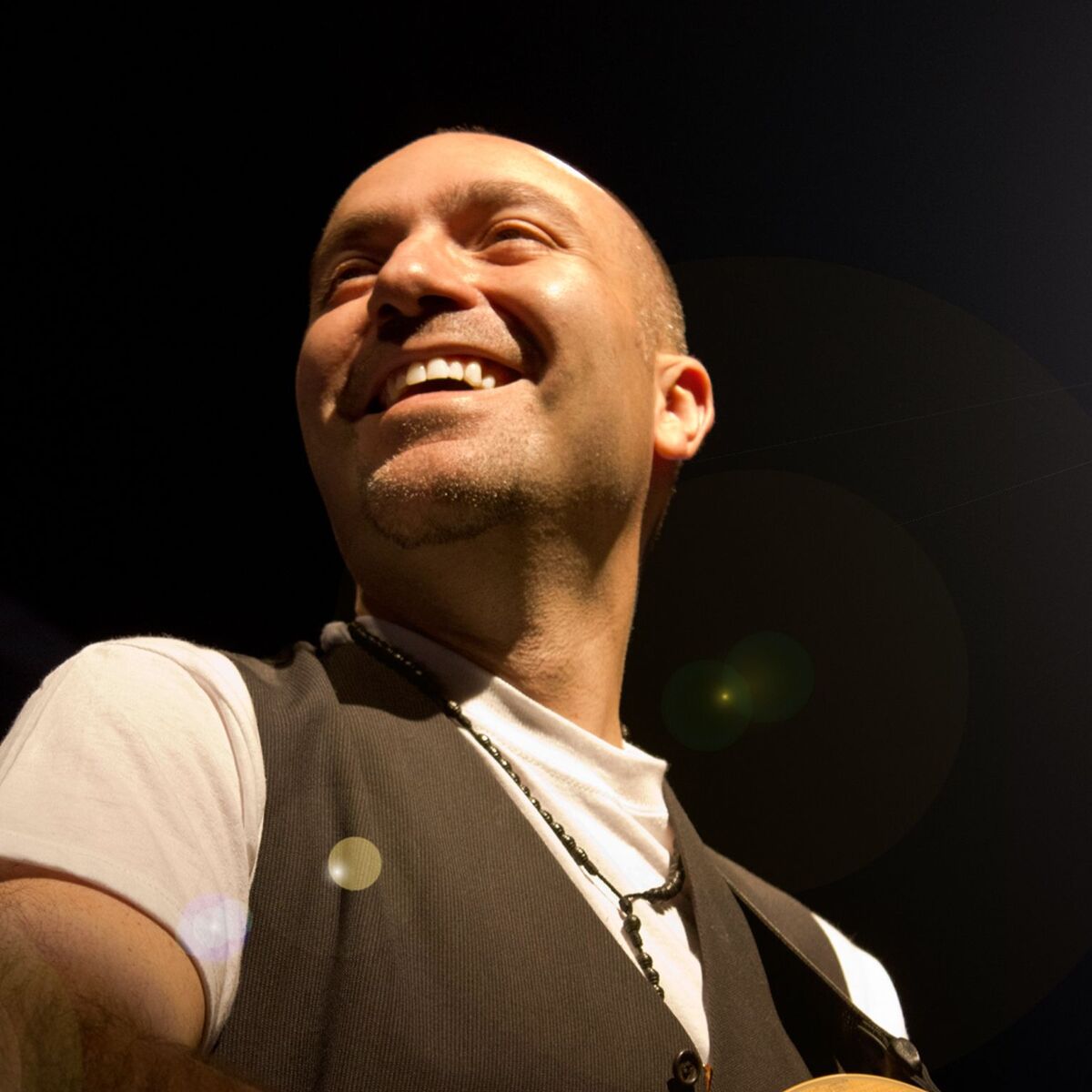 Artist picture of Maurilio Suárez y el grupo Méssia