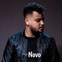 Picture of Lucas Diniz