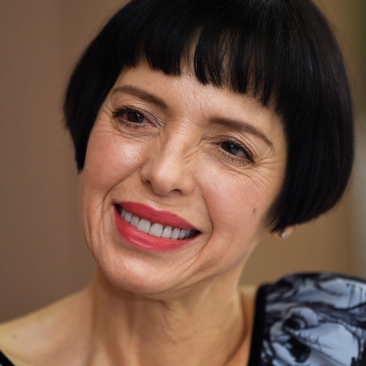 Helen Schneider