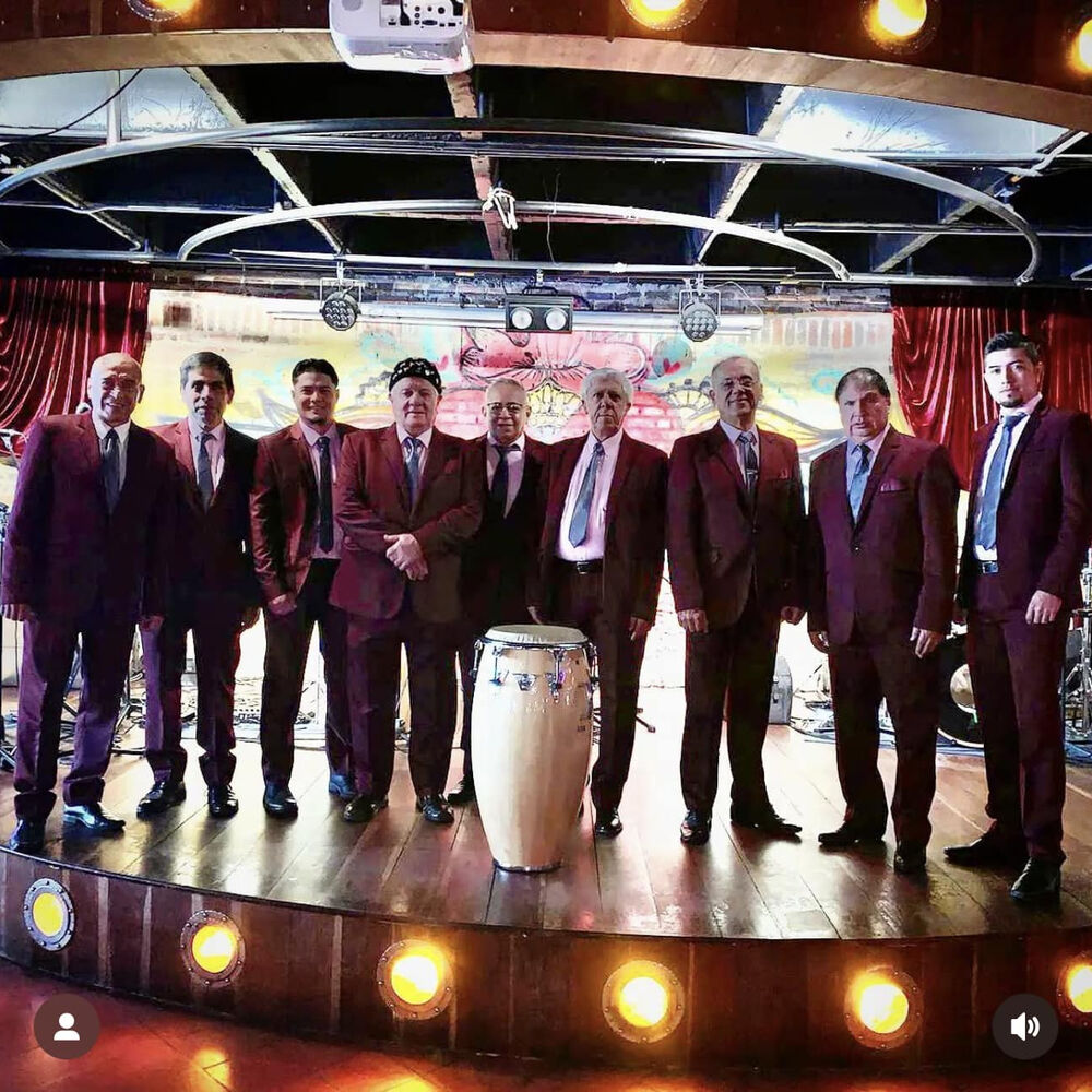 Picture of Los Hispanos
