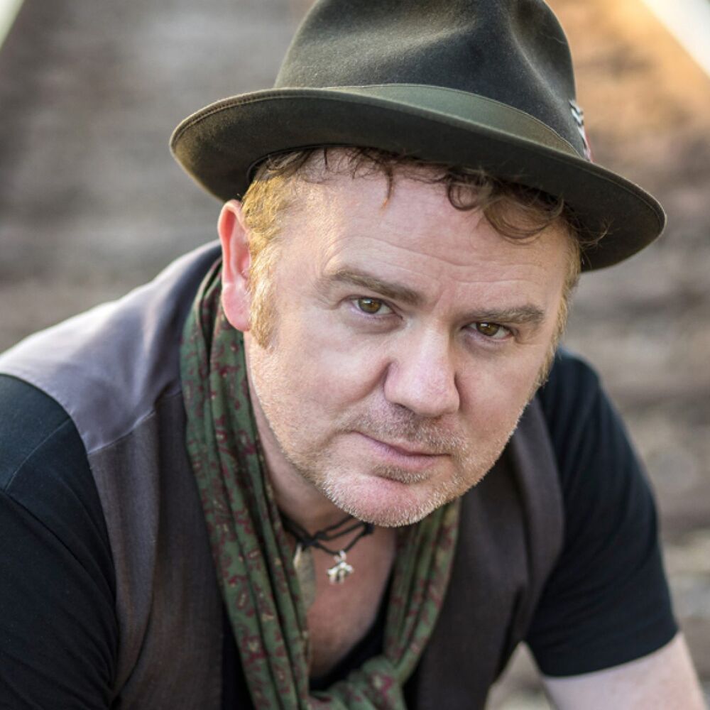 Picture of Dean Owens