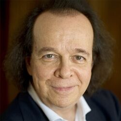 Picture of Cyprien Katsaris