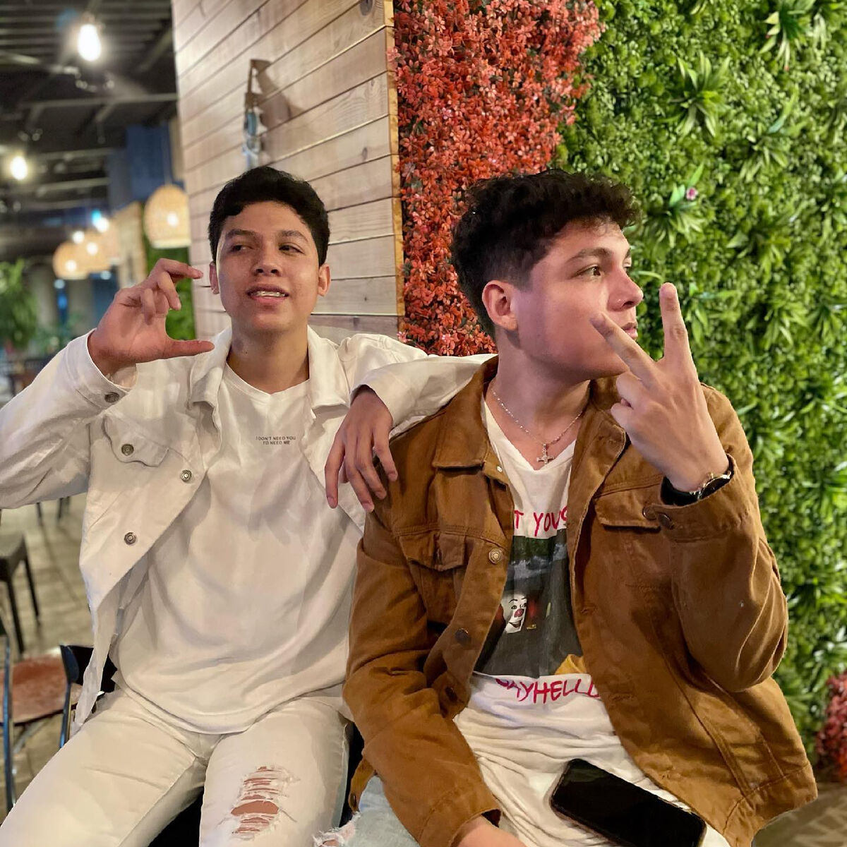 Brandon Reyes y Elvin