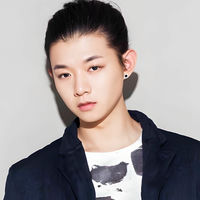 「天韻」  霍尊  中国歌手 霍尊: albums, songs, concerts | Deezer