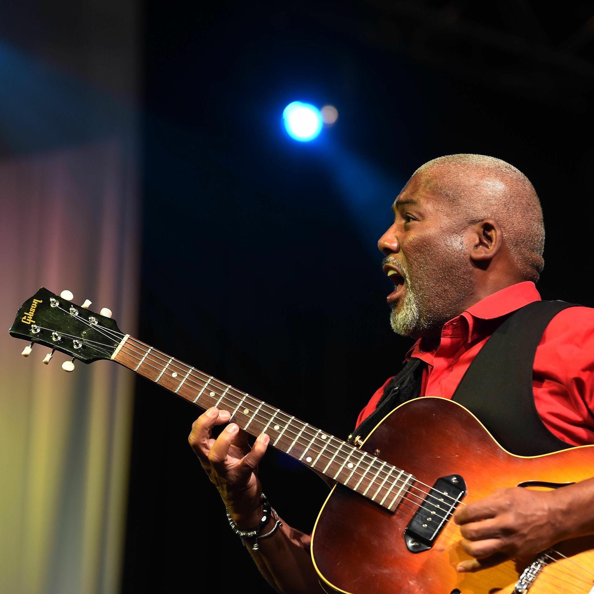 Artist picture of Jonathan Butler